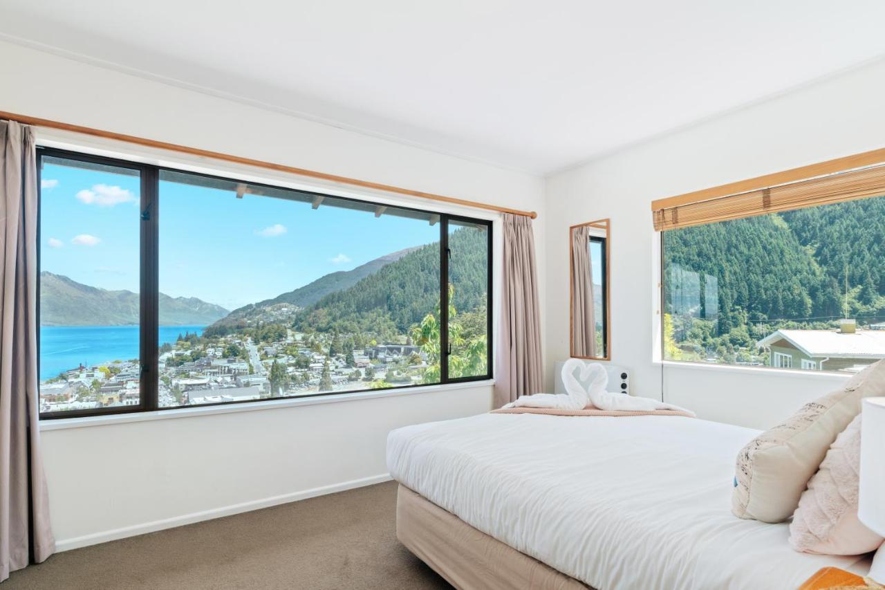 Town Centre Location With Stunning View - Unit 1 Daire Queenstown Dış mekan fotoğraf
